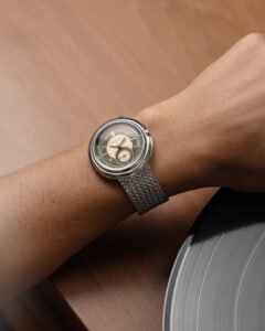 Disco Verde Soft Mesh Strap – Courtesy of Furlan Marri