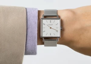 Nomos Tetra 27 Duo Ref. 405 Wristshot - Courtesy of Nomos