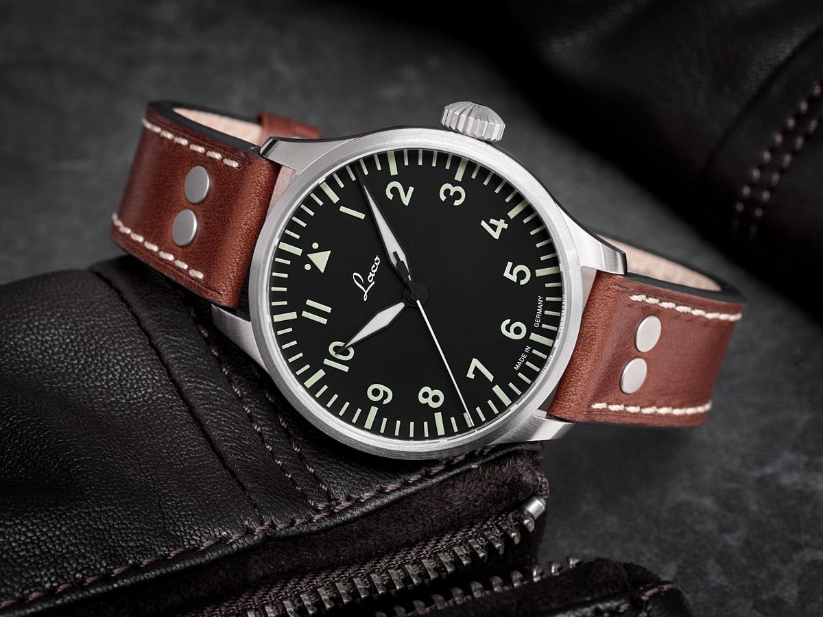 Laco Fliegeruhr BASIS Augsburg 42 - Courtesy of Laco