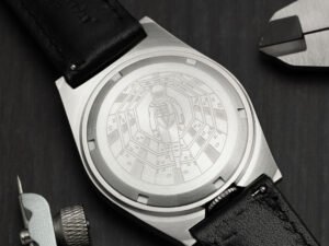 Vario Futurist Caseback – Courtesy of Vario