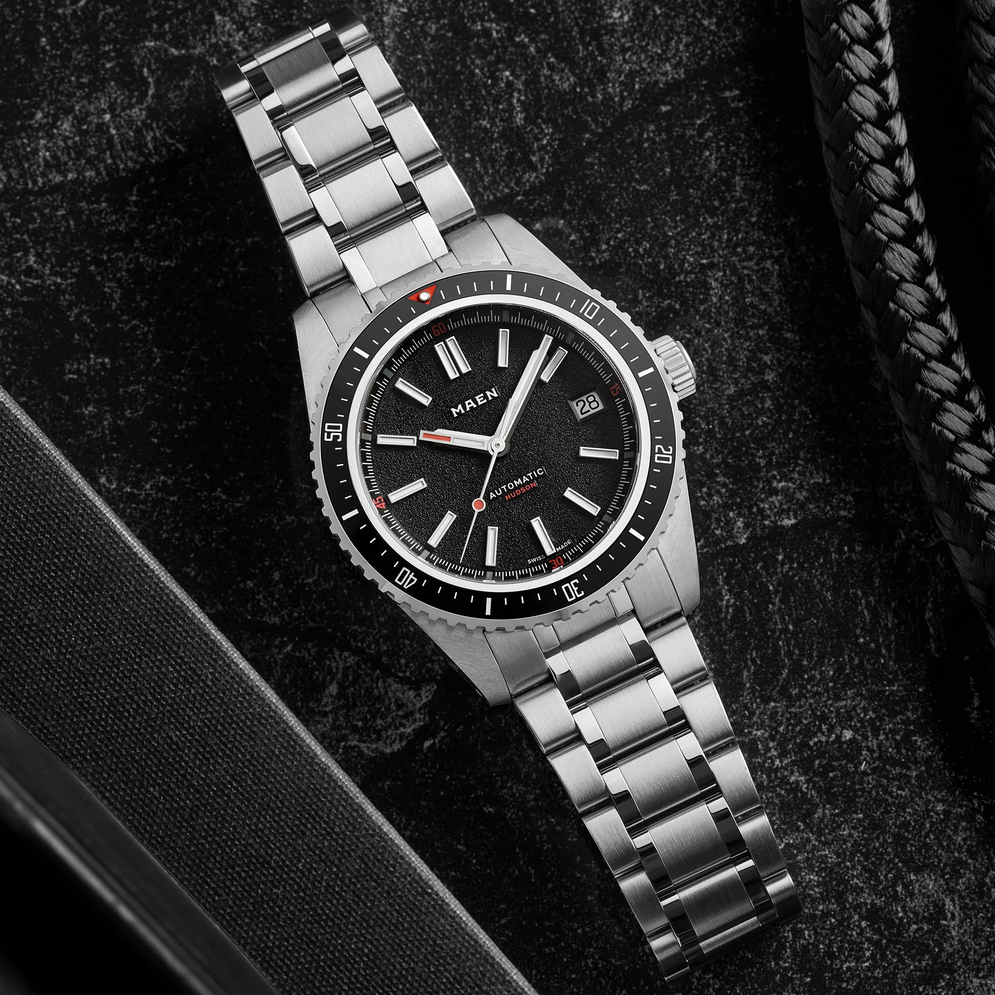 MAEN Hudson MK5 - M1.1.5 Lifestyle - Courtesy of MAEN