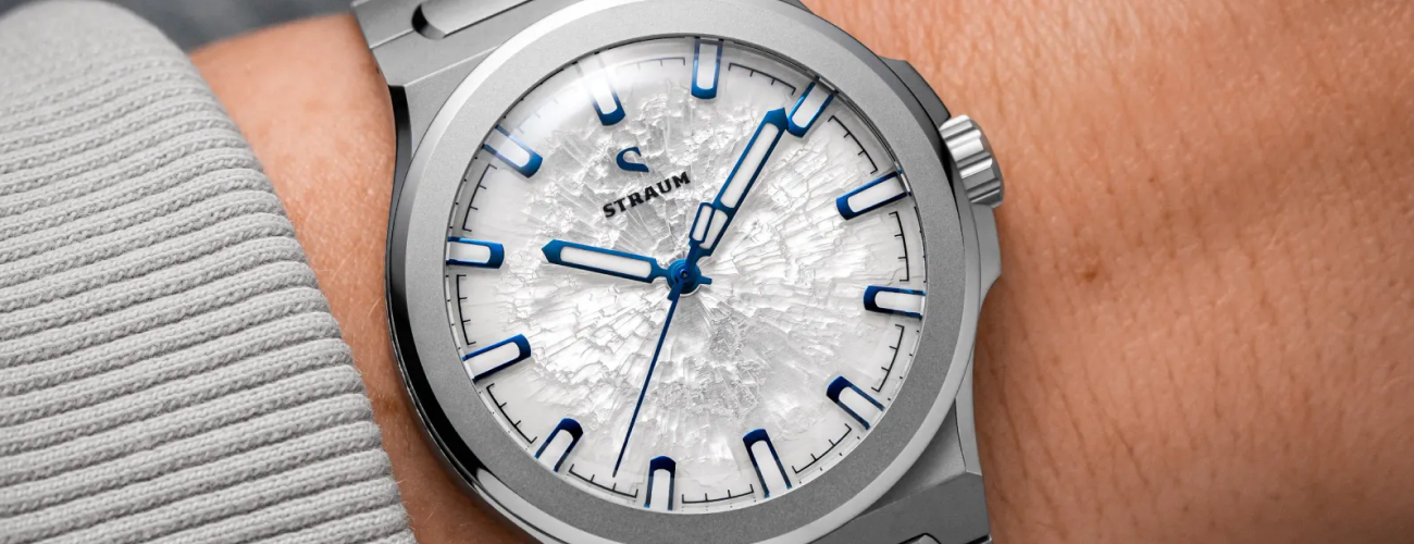 Straum Frozen Metal Titanium SLIM