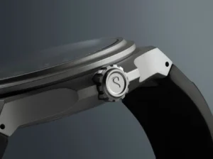 Straum Expedition Crown Closeup - Courtesy of Straum