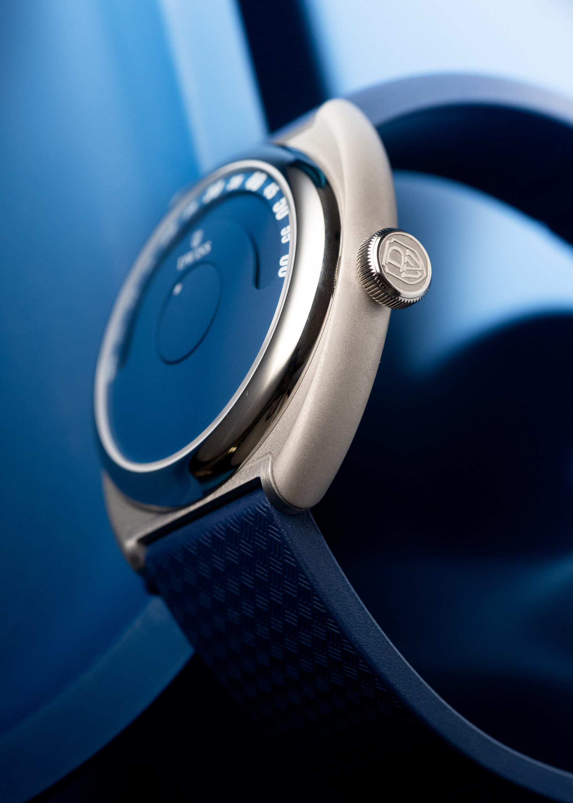 DWISS S1 Wandering Hours Blue Case Side