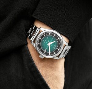 Trematic ZY6 Sacramento Wristshot 2