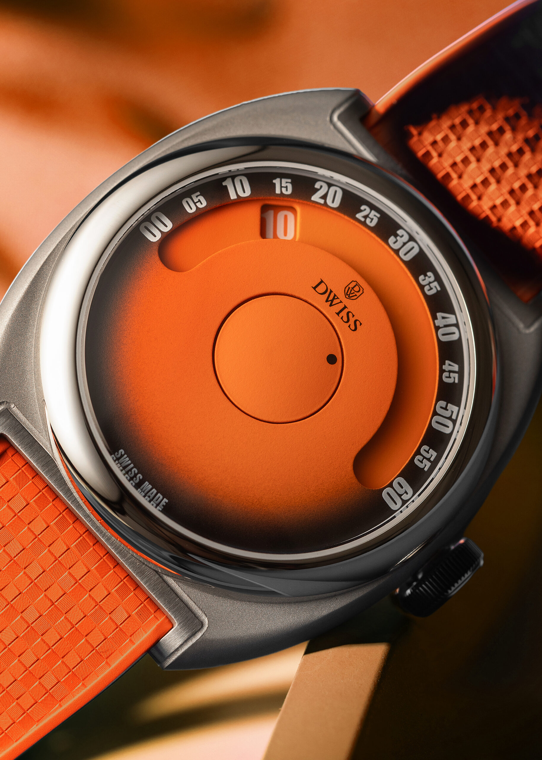 DWISS S1 Wandering Hours Orange Dial Closeup